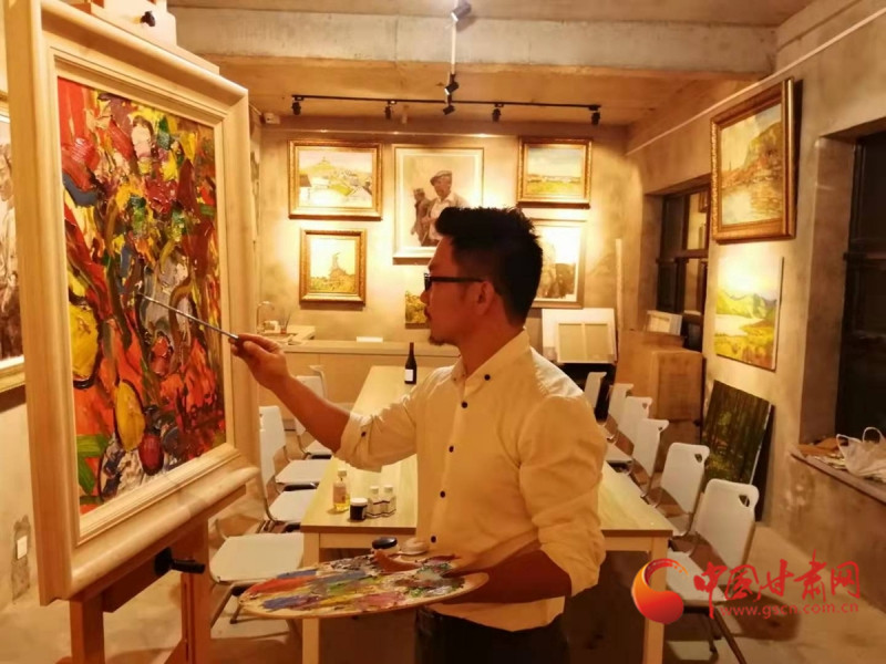 1909年咋建造黃河鐵橋？蘭州大學教師王威用油畫再現(xiàn)百年往事