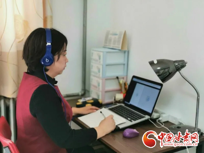 【三八特刊·“疫”線心聲】她，24小時聆聽“疫”動的心