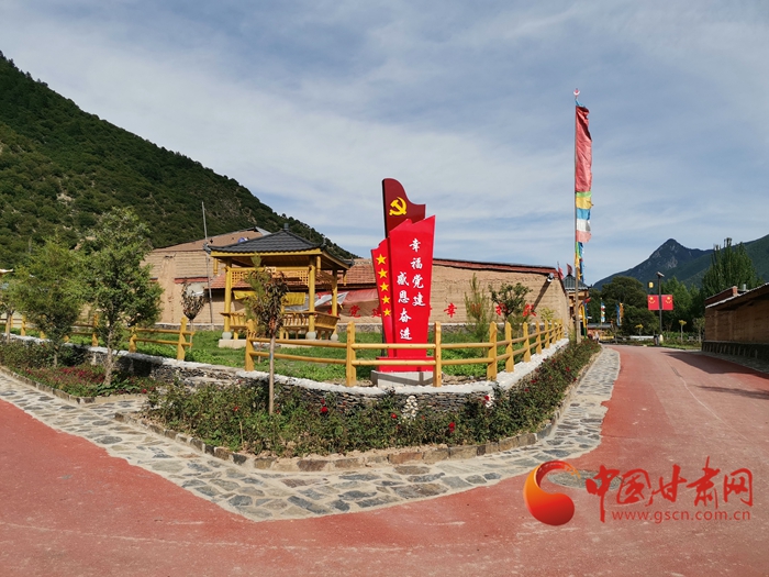 【蘭大新聞學子重走西北角】甘南迭部：村民吃上“文化飯”，搭上“旅游車”