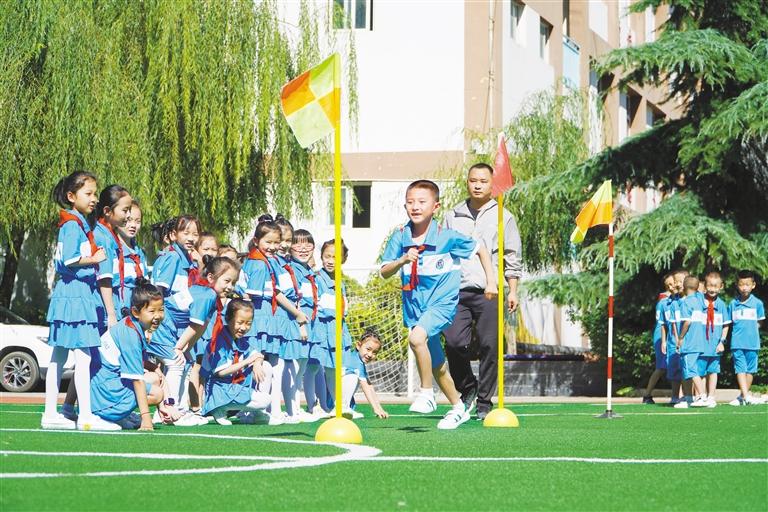 我們開學(xué)了！