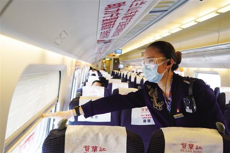 銀西高鐵開(kāi)通“滿(mǎn)月”