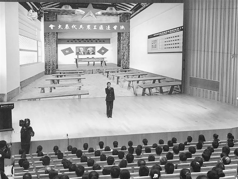 蘭州市開展“學(xué)黨史、頌黨恩、跟黨走”紅色文化進(jìn)校園活動