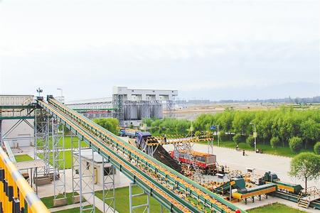 奮力書寫高質(zhì)量發(fā)展的甘肅答卷——甘肅省各地貫徹落實“三新一高”要求加快經(jīng)濟(jì)社會發(fā)展掃描