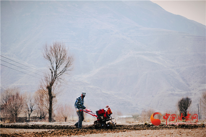 甘肅省檢察院部署開展專項活動 支持起訴助力弱勢群體權(quán)益保護