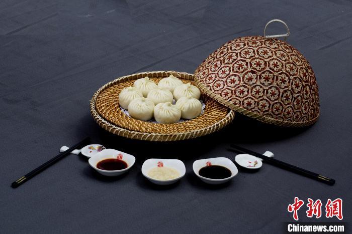 圖為甘肅臨夏回族自治州美味——河州包子。(資料圖) 臨夏州委宣傳部供圖