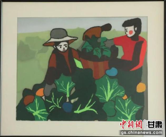 皋蘭縣高原夏菜項(xiàng)目幫助當(dāng)?shù)貗D女增收致富。刺繡 黃淑娟 繡稿 趙海科