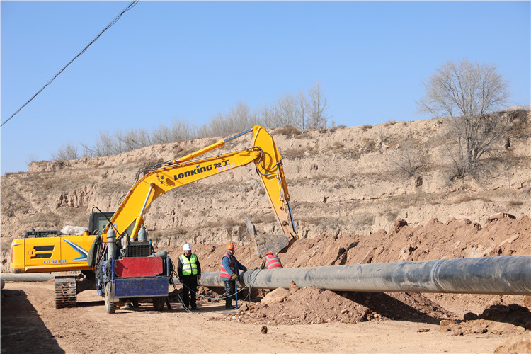 臨洮縣洮陽水廠農(nóng)村供水鞏固提升暨城區(qū)第二水源工程現(xiàn)場。_副本.jpg